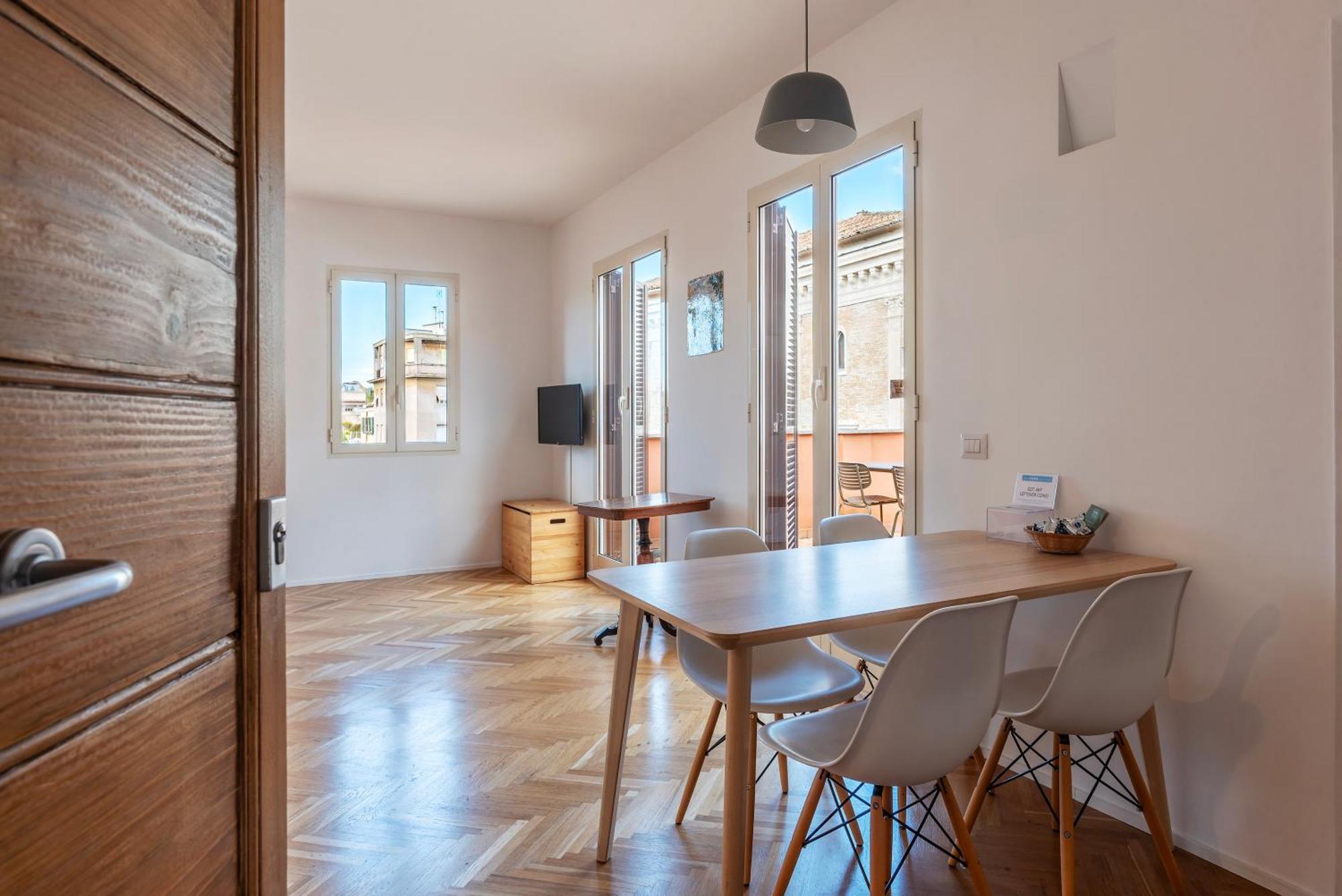 Apartment With Terrace In Via Del Pellegrino - FromhometoΡώμη Εξωτερικό φωτογραφία